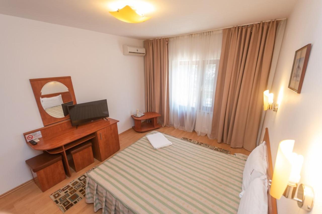 Hotel Amurg Eforie Sud  Exteriör bild