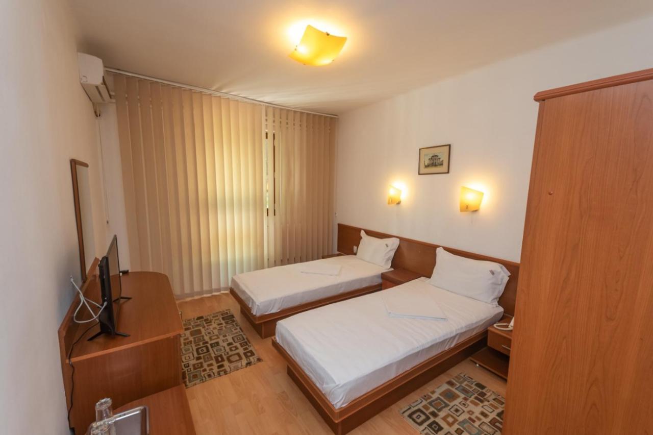 Hotel Amurg Eforie Sud  Exteriör bild