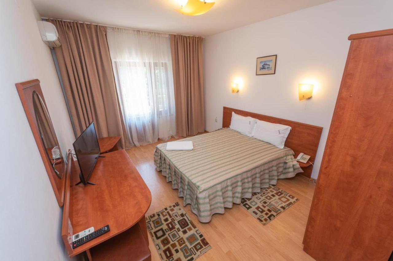 Hotel Amurg Eforie Sud  Exteriör bild